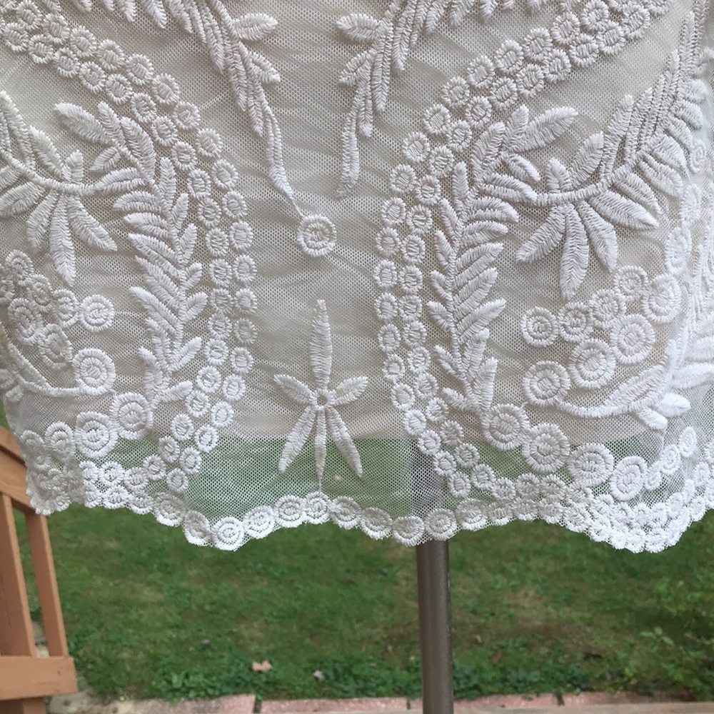 Beautiful Express lace dress S - Picture 8 of 10